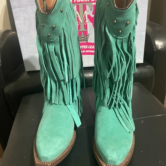 Tanner turquoise fringe boots EUC, only wore twice - Picture 4 of 10